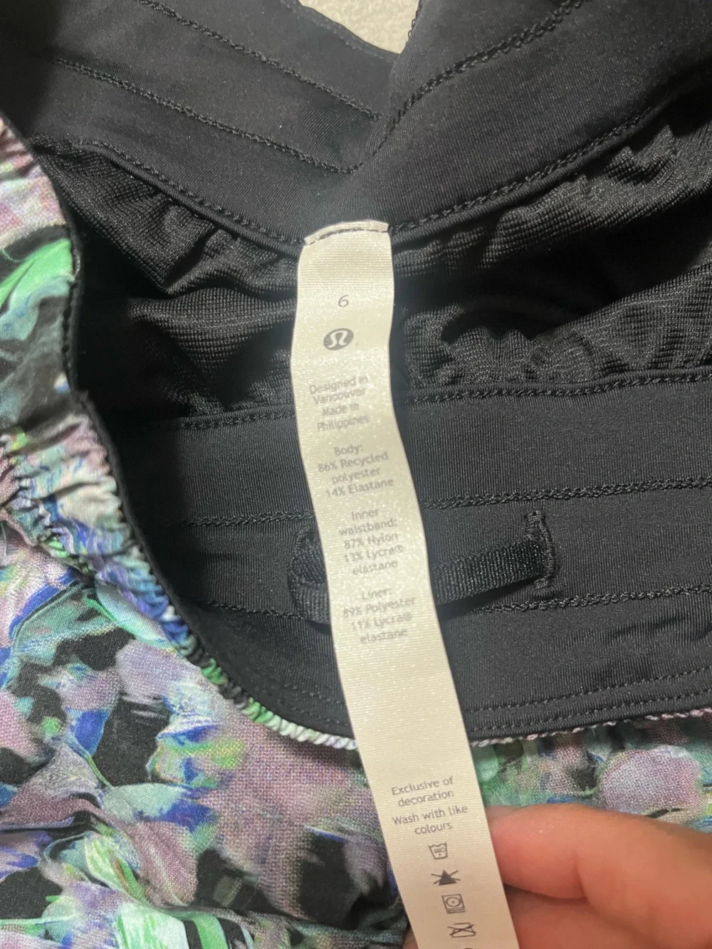 lululemon athletica Women's Abstract Floral Athletic Shorts in Green/Blue/Purple - Picture 4 of 6